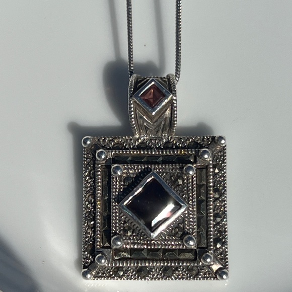 Vintage Art Deco Sterling Silver Garnet & Marcasite Square Pendant Necklace - Picture 4 of 6